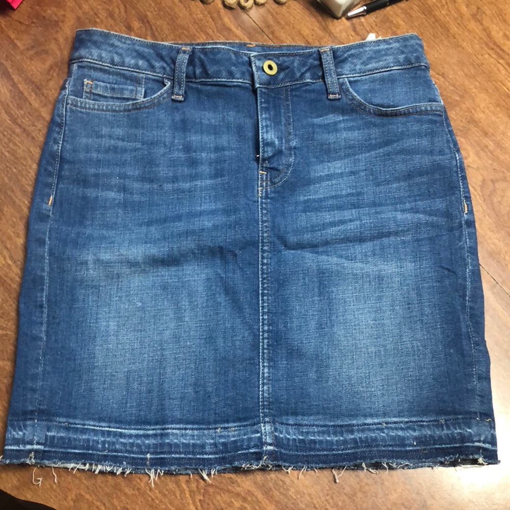Tommy Hilfiger denim mini skirt size 2